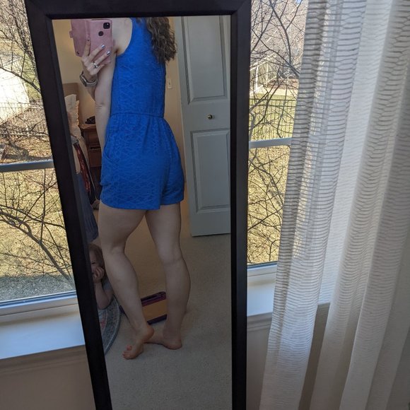 Blue lace Romper with Pockets - Picture 2 of 7